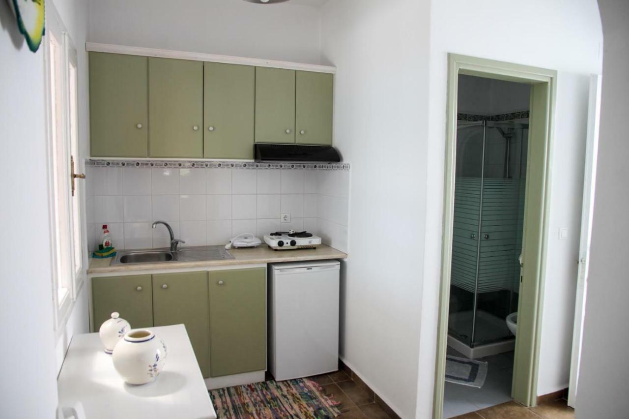Vareladiko Studios Alinda  Exteriör bild